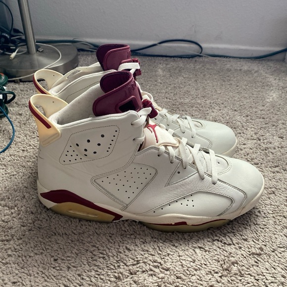 Air Jordan 6 Retro Maroon White and Burgundy Sneakers main image 13